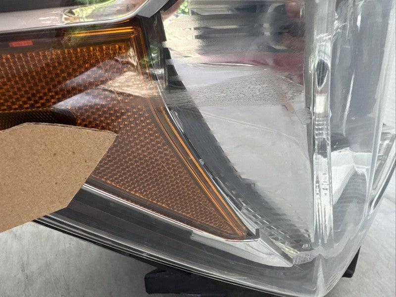 2019-2022 GMC Sierra 1500 Right Passenger OEM LED Headlight