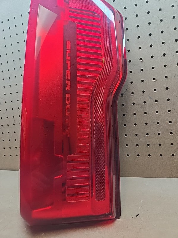 2023-2024 Ford F-250 Tail Light RIGHT Halogen
