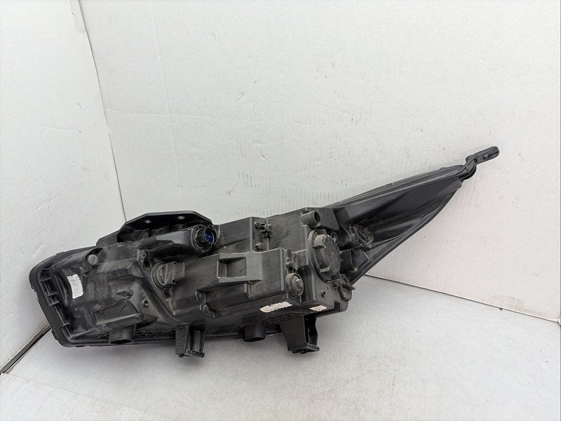 2022-2023 Kia Forte Right Headlight RH Passenger OEM Halogen