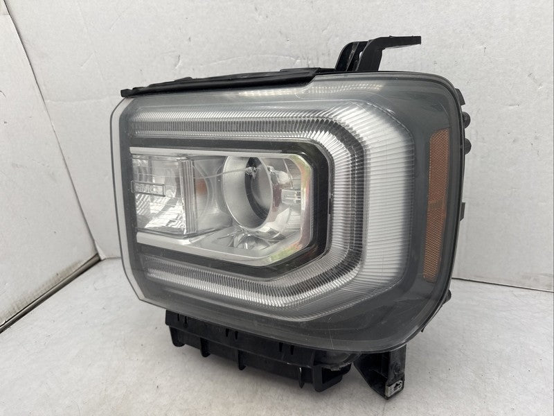 2016-2018 GMC Sierra 1500 Left Driver Headlight OEM Xenon HID 84046790