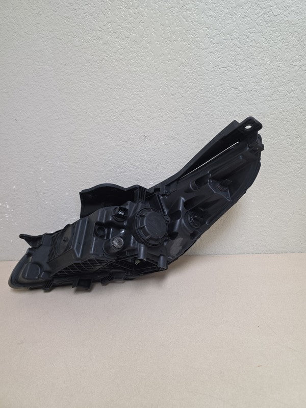 2015-2017 Hyundai Sonata Right Headlight OEM HID/XENON 92102-C2100