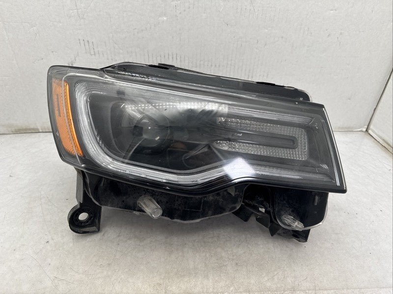 2019-2021 Jeep Grand Cherokee Right Passenger Headlight OEM Xenon HID 