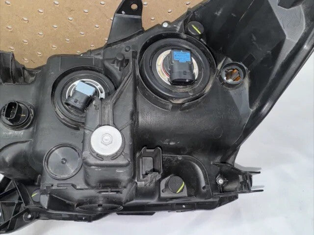 2016-2020 Toyota Tacoma Right Headlight Halogen OEM
