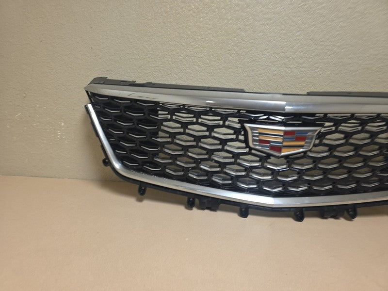 2024-2026 Cadillac XT4 Upper Front Grille Assembly with Emblem