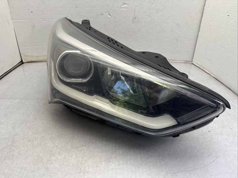 2017-2018 Hyundai Santa Fe Right Passenger Headlight Halogen with LED 