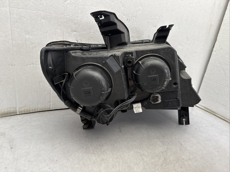 2017-2022 Chevy Colorado Left Driver Headlight OEM 84707375