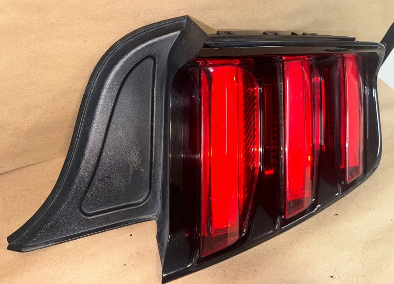 2015-2017 Ford Mustang RH Passenger Tail Light OEM C20R-11410