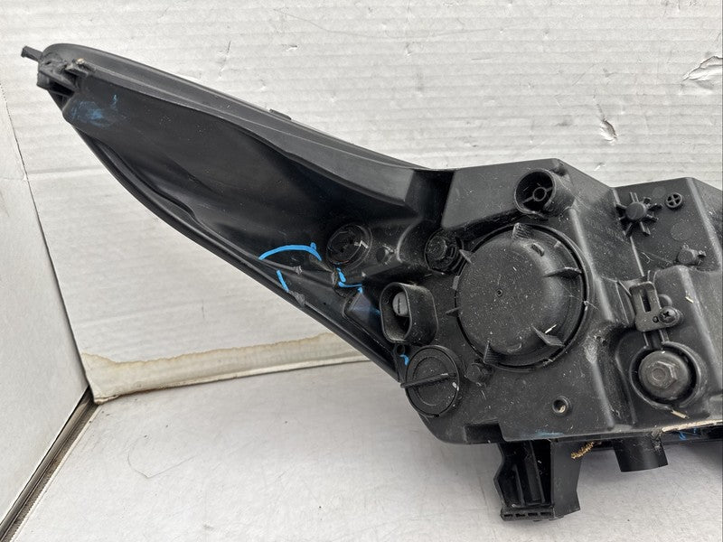2022-2023 Kia Forte Left Driver OEM Halogen Headlight