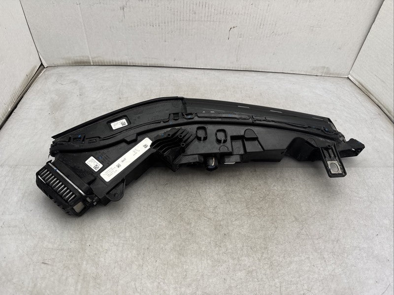 2022-2024 BMW X7 Left Driver Daytime Running Light LED OEM 9880589
