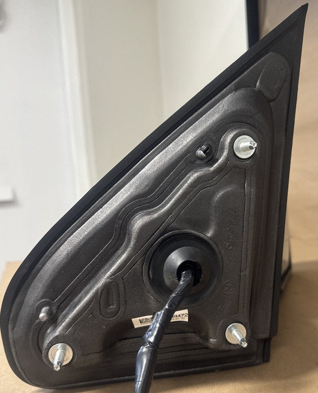 2014-2018 Silverado Sierra Right Door Mirror Signal OEM 23499472