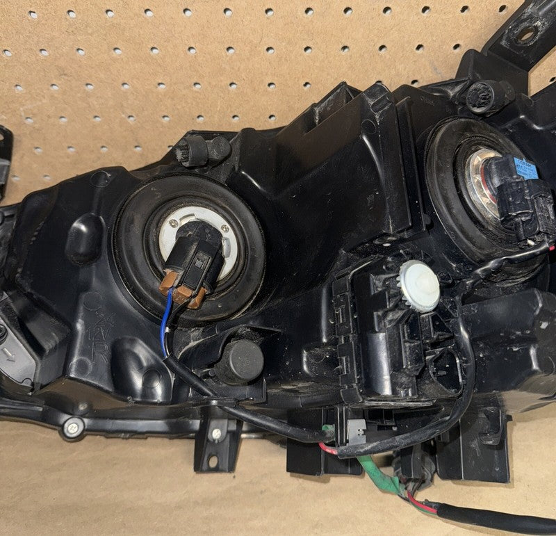 2014-2016 Mazda 6 Right Headlight Halogen OEM