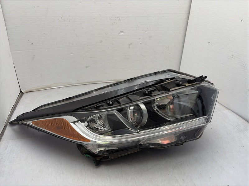2019-2022 Honda HR-V Right RH Passenger Headlight OEM Halogen Lamp