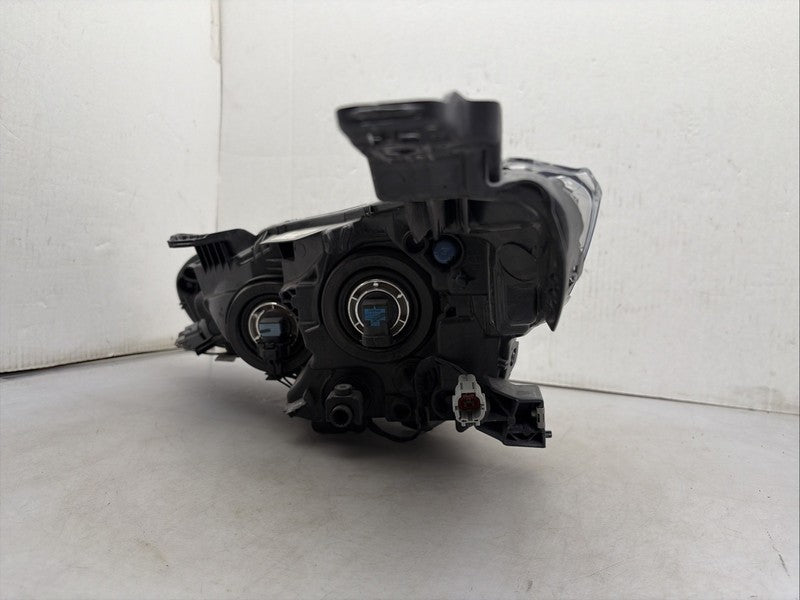 2020-2023 Nissan Sentra Right Passenger OEM Halogen Headlight