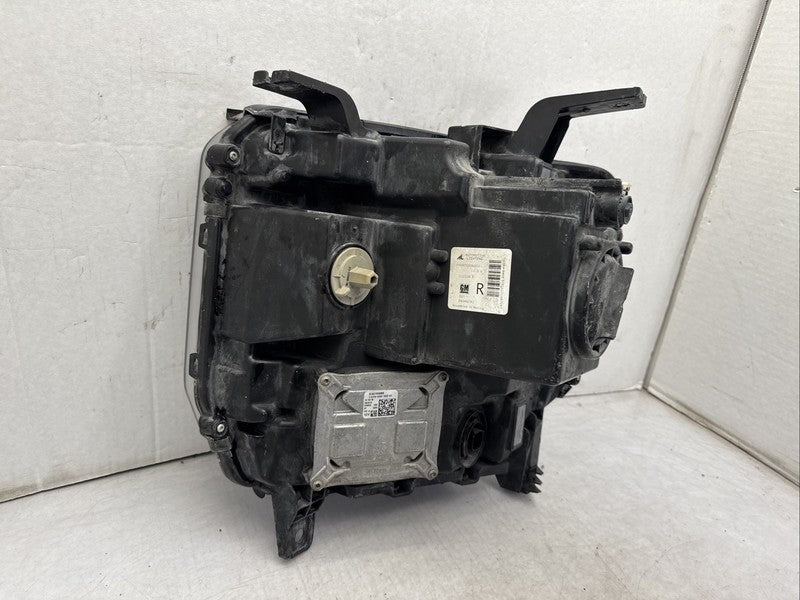 2016-2018 GMC Sierra 1500 Right Passenger Headlight OEM Xenon HID 8404