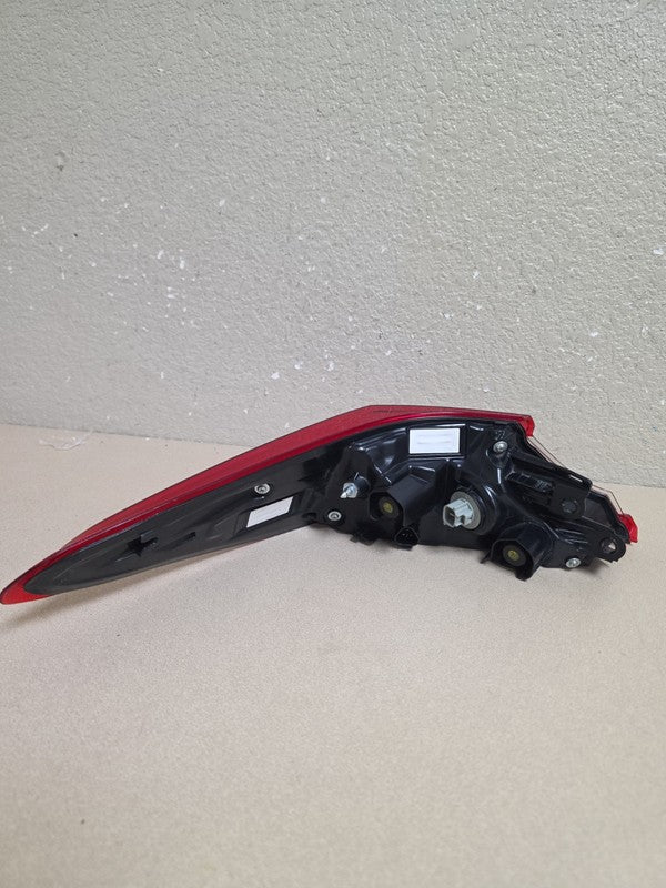 2025-2026 Toyota Camry Right Tail Light OEM AQ-3 LED/Halogen