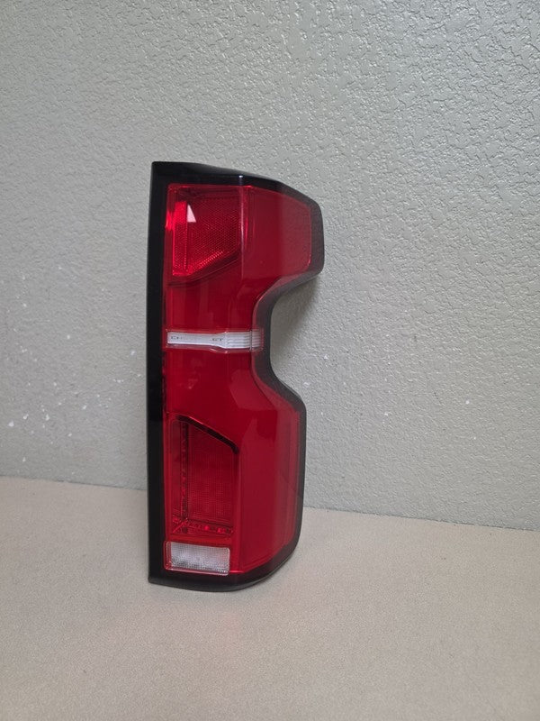 2024-2025 Chevy Silverado 2500 3500 HD Full LED Tail Light Right Passe
