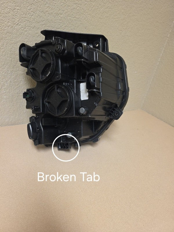 2019-2020 Hyundai Santa Fe Left Driver Side Halogen Headlight