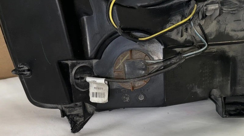 2007-2014 Tahoe Suburban Avalanche Left Side OEM 22853025