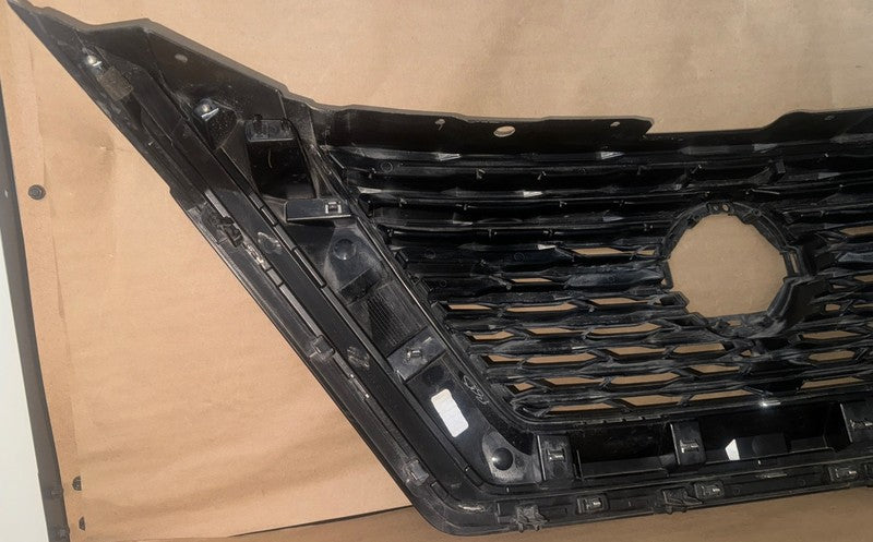 2021-2023 Nissan Rogue Front Bumper Grille OEM 62310-6RR0A