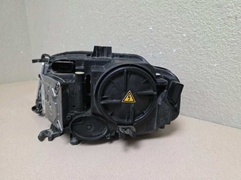 2009-2012 Audi A4 S4 Right Headlight Xenon OEM 8K0941004