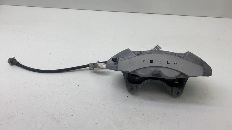 ⭕ 17-23 Model 3 Front Driver Side Caliper w/ Brake Hose Line Left 1044