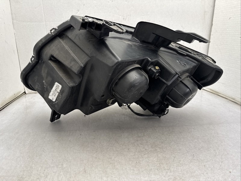 2017-2022 Chevy Colorado Right Passenger Headlight OEM Halogen 8470737