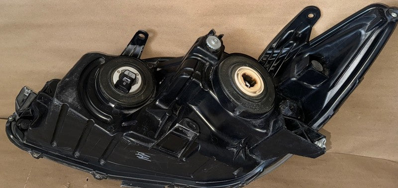 2015-2017 Toyota Camry Right Headlight Halogen OEM