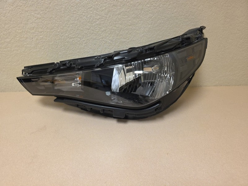 2023-2024 Kia Soul Left Headlight Halogen DEPO 92102-K05