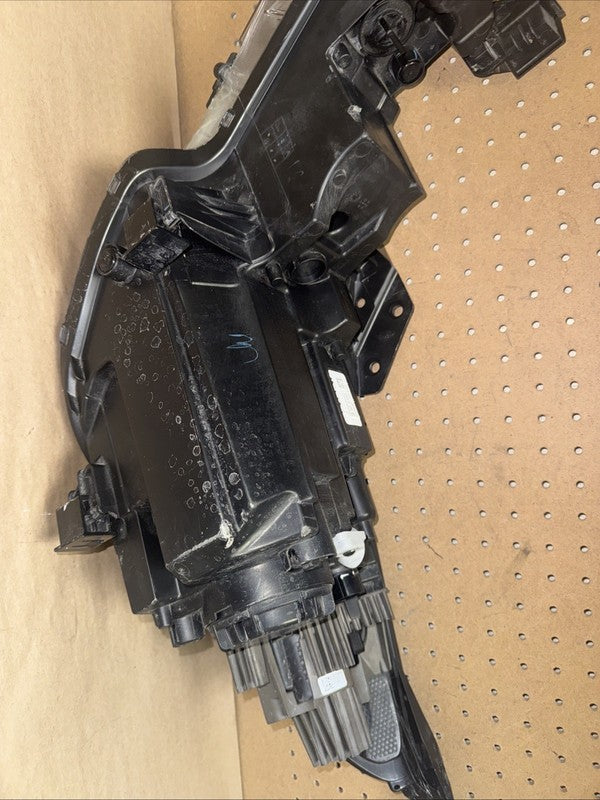 2021-2023 Hyundai Elantra Headlight Halogen Right RH OEM
