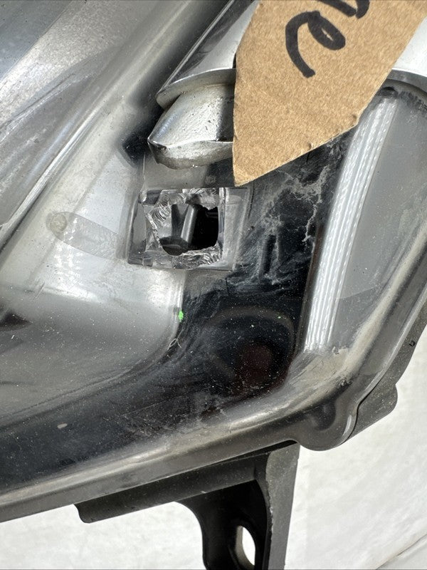 2015-2018 Lincoln MKC Right Passenger Headlight OEM Xenon HID