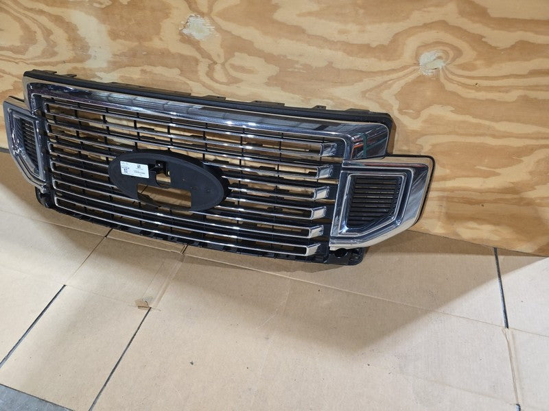 2020-2022 Ford F-250 F-350 F-450 OEM Upper Front Grille LC3B-8200-FEW