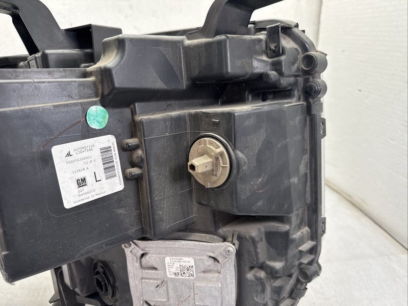 2016-2018 GMC Sierra 1500 Left Headlight OEM Xenon HID 84568272