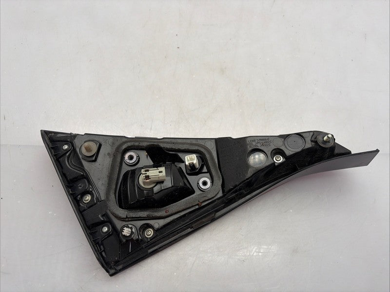 2022-2024 Honda Civic Sedan Right Passenger Tail Light OEM Halogen Inn