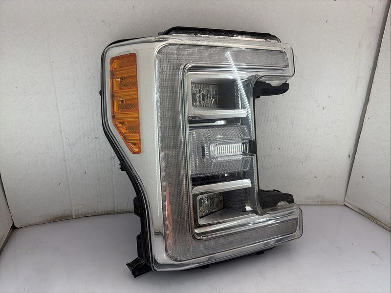 2017-2019 Ford F-250 Headlight Right Passenger OEM LED KC3B 13005 CB