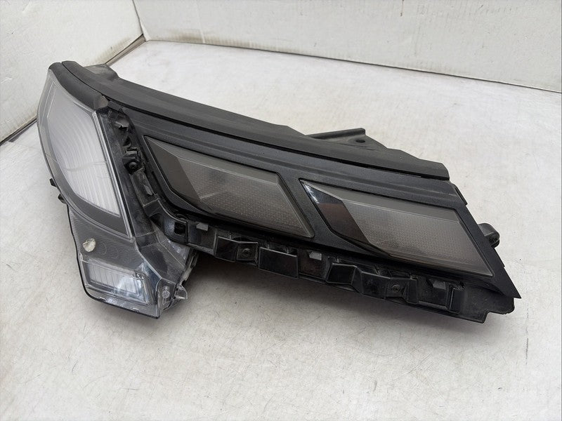 2023-2025 Hyundai Palisade Right Passenger Headlight OEM LED DRL 92208