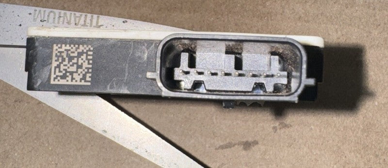 2017-2019 Chevy Malibu Blind Spot Sensor Radar OEM Left/Right 23401478