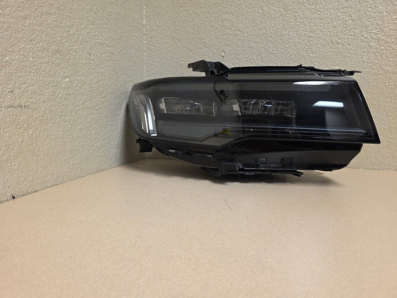 2021-2024 Cadillac Escalade Right Headlight OEM 84950149