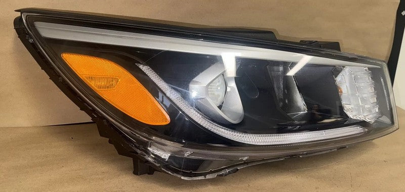 2015-2018 Kia Sedona Right Headlight RH Halogen/LED OEM