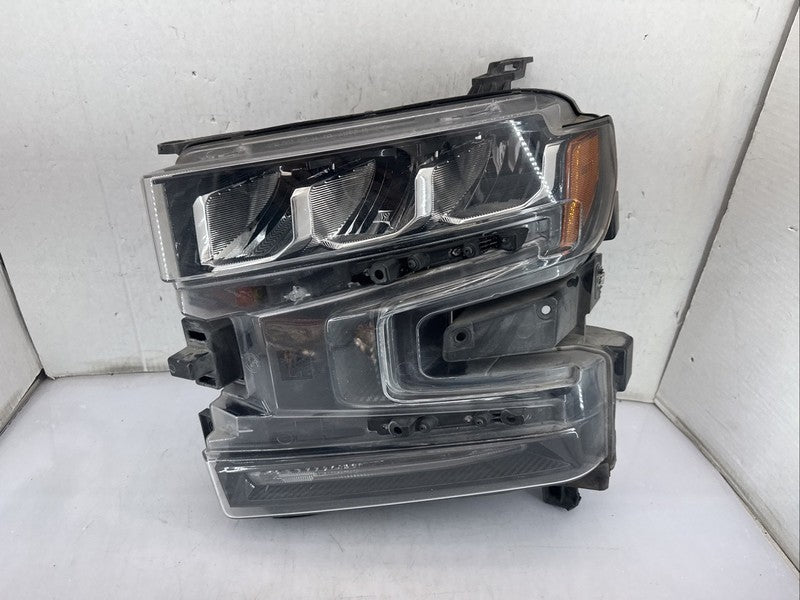2019-2022 Chevy Silverado 1500 Left Driver Headlight OEM LED 84621850
