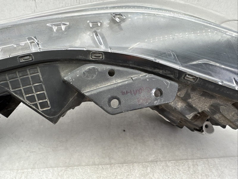 2021-2023 Hyundai Elantra Right Passenger OEM Halogen Headlight