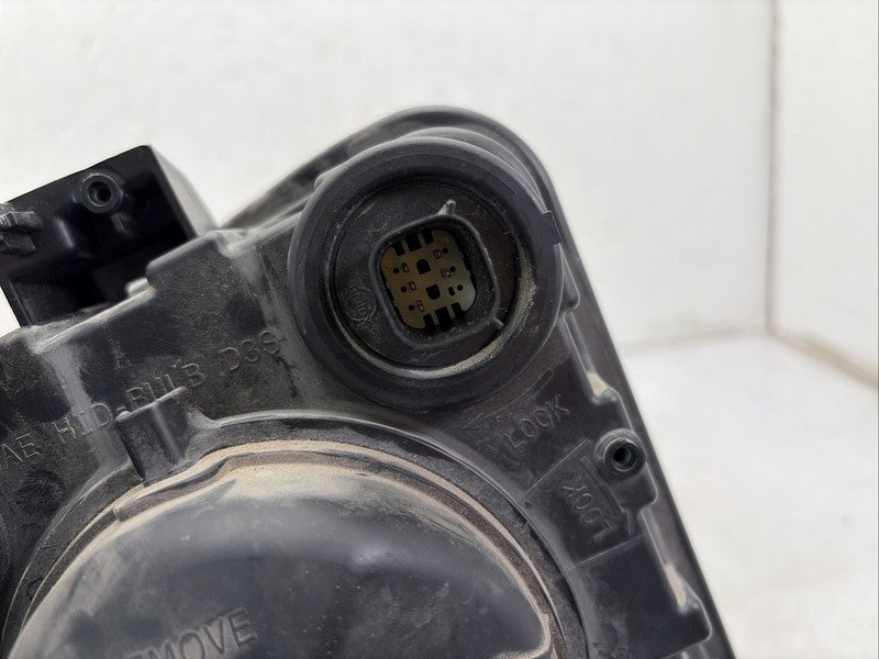 2023-2025 Chevy Blazer Right Passenger Headlight OEM Xenon HID 8478865