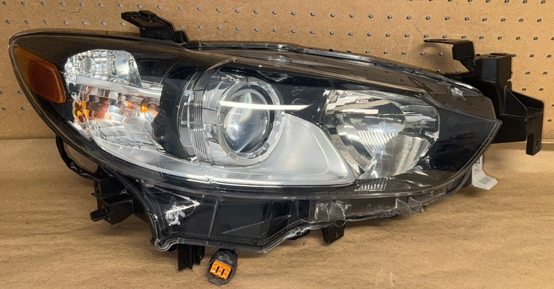 2014-2016 Mazda 6 Right Headlight Halogen OEM