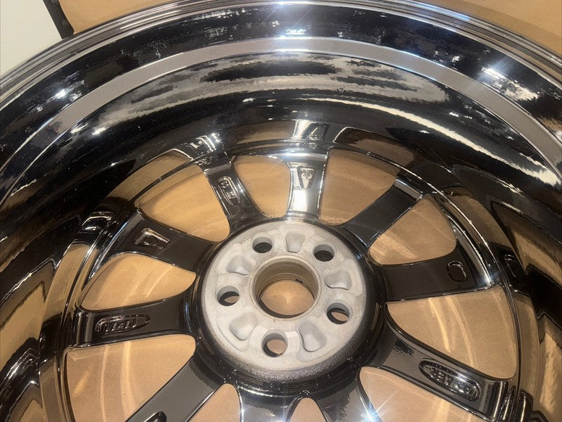Lexus CT200h 17" Chrome Wheel Rim OEM 74257 (Single)