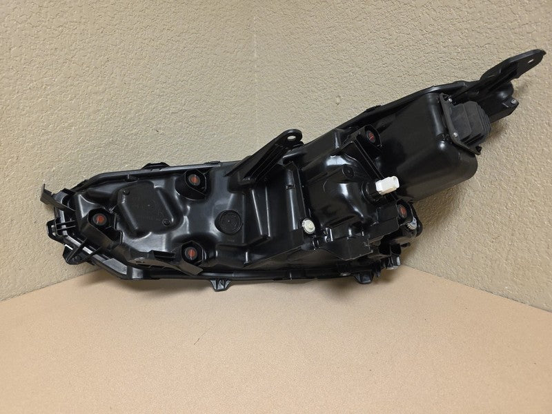2024-2025 Toyota Grand Highlander Right Passenger Side Headlight OEM F