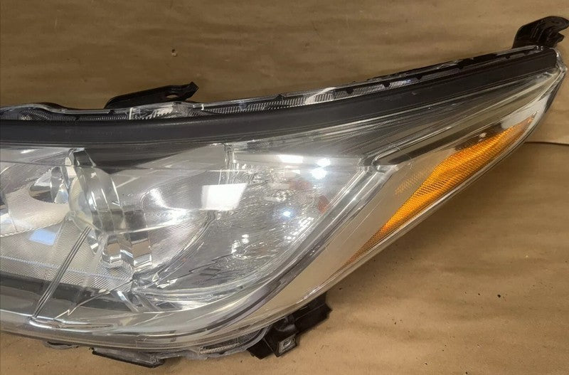 2017-2019 Toyota Highlander Left Passenger Halogen Headlight OEM