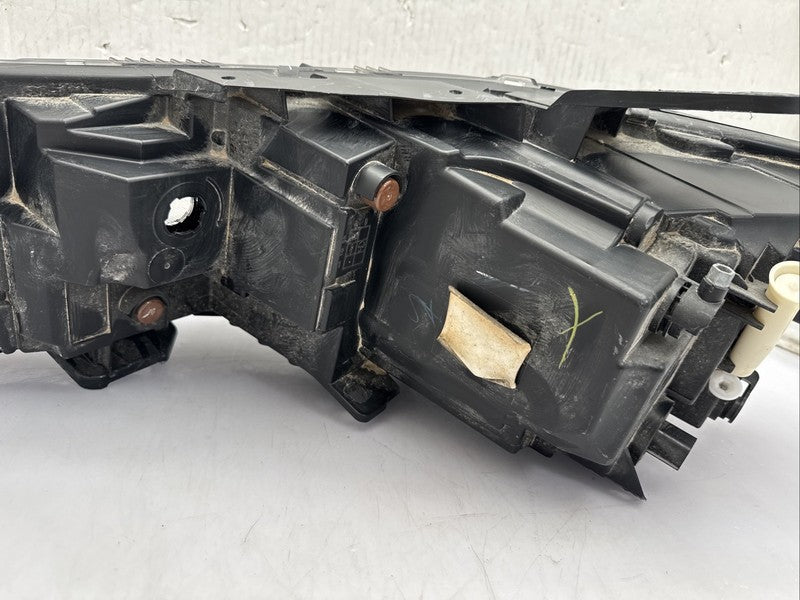 2021-2024 Chrysler Pacifica Right Passenger OEM LED Headlight