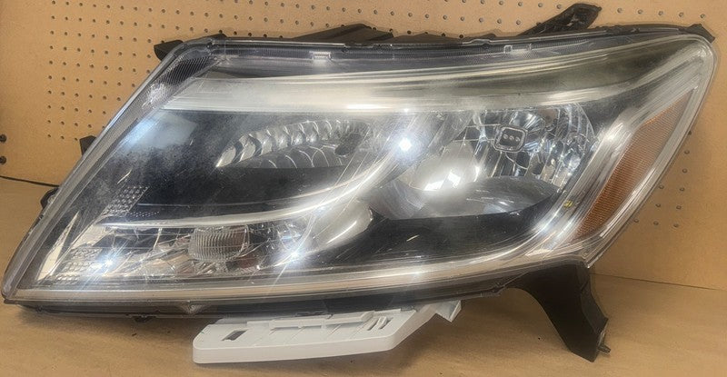2013-2016 Pathfinder Left Halogen Headlight OEM