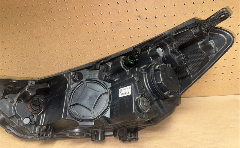 2019-2021 Hyundai Tucson Right Headlight Halogen/LED OEM