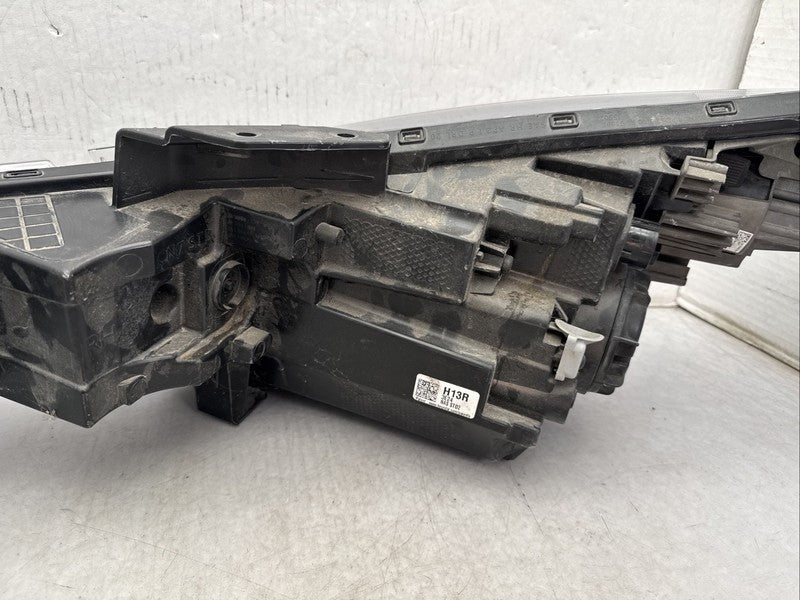 2021-2023 Hyundai Elantra Right Passenger OEM Halogen Headlight