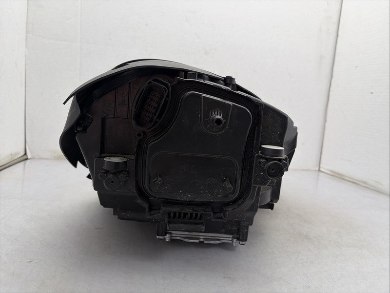 2019-2022 Porsche Macan Left Driver Headlight OEM LED 95B 941 009 AN